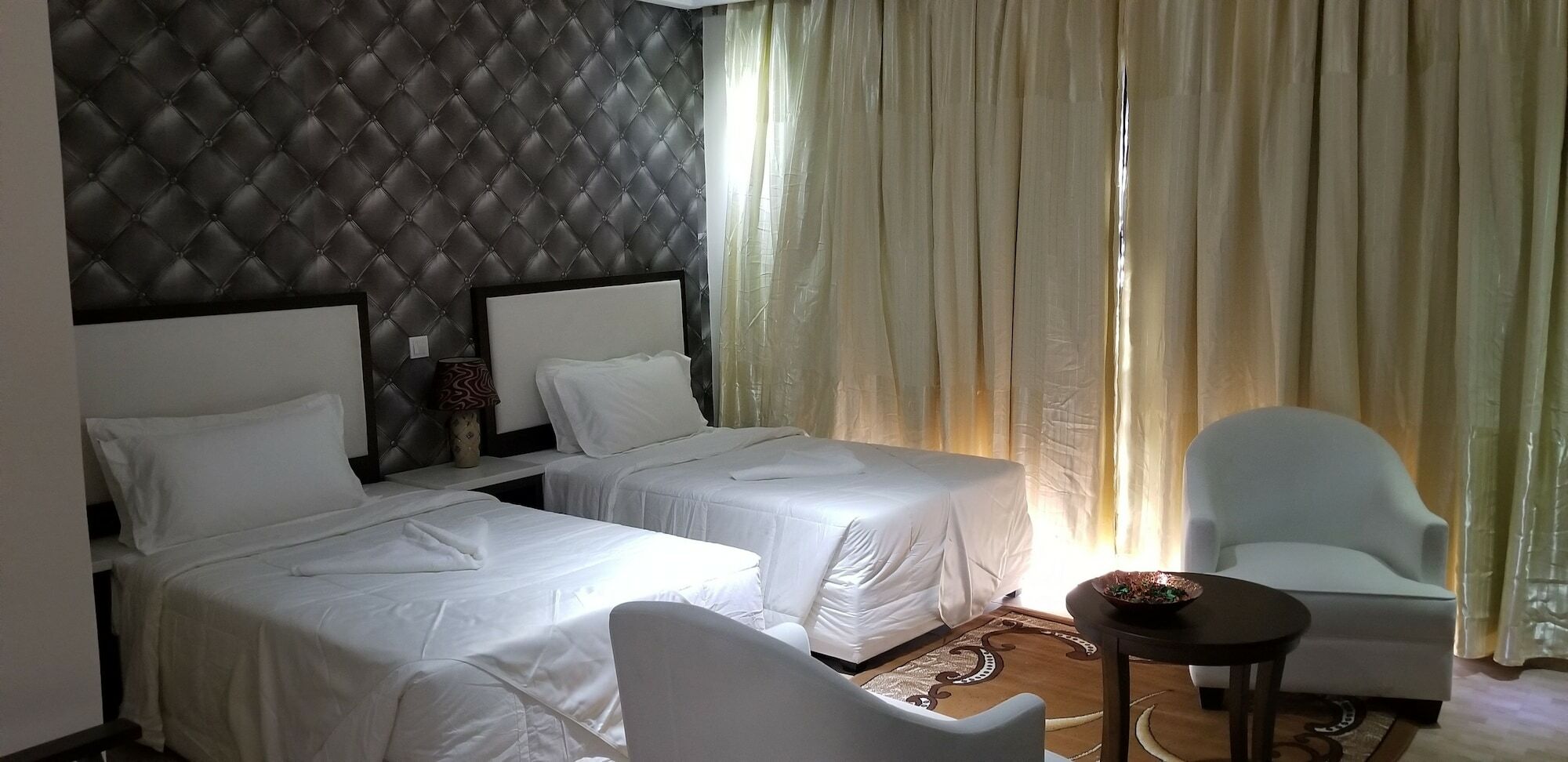 סרקונדה Metzy Residence Hotel מראה חיצוני תמונה